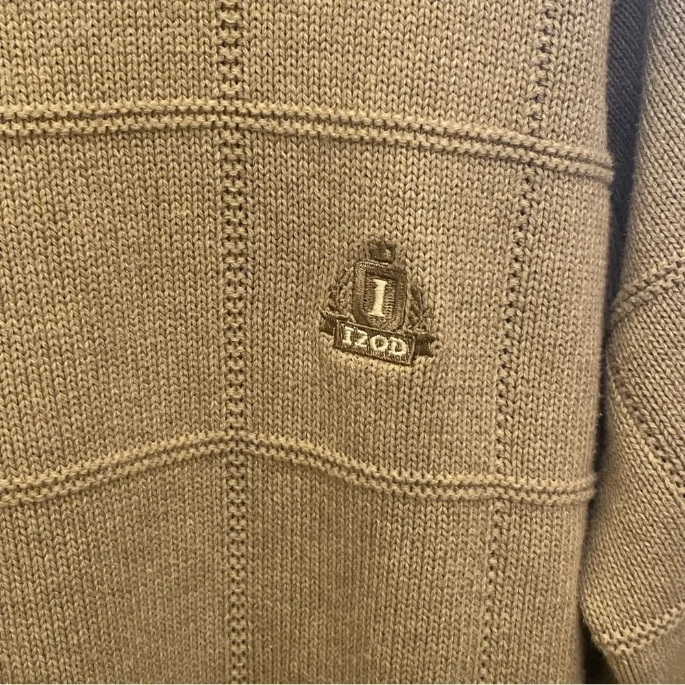 IZOD Light Beige 100% Cotton Grid Sweater Size Medium